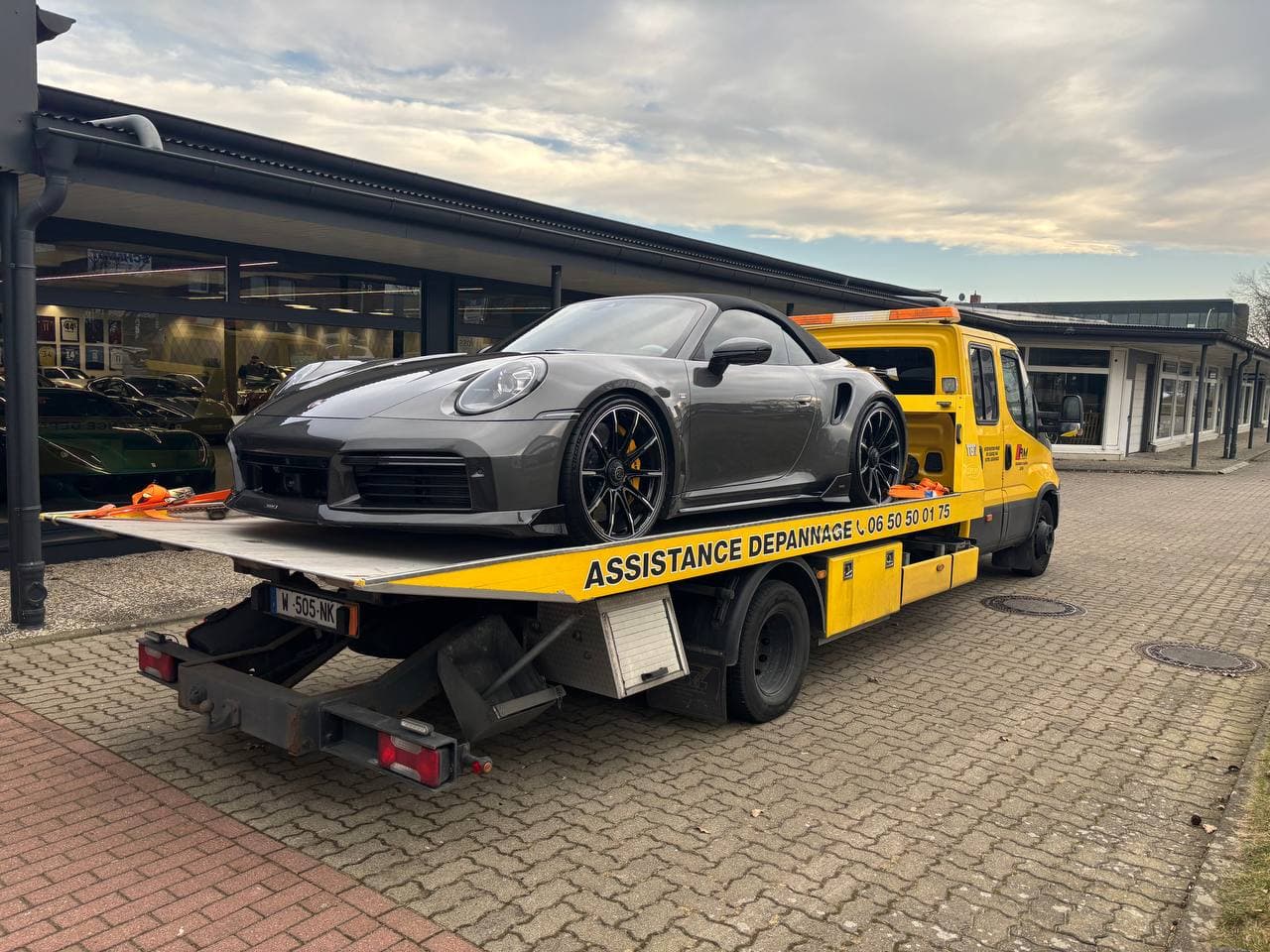 Porsche 911 Turbo Cabriolet — RM Automotive dépannage Île-de-France